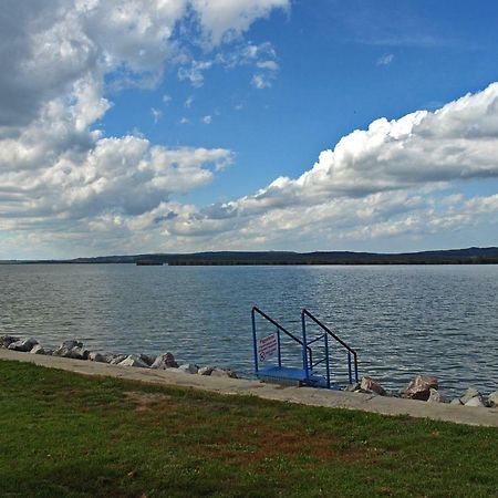 Kek Vitorlas Apartman Гардонь Екстер'єр фото